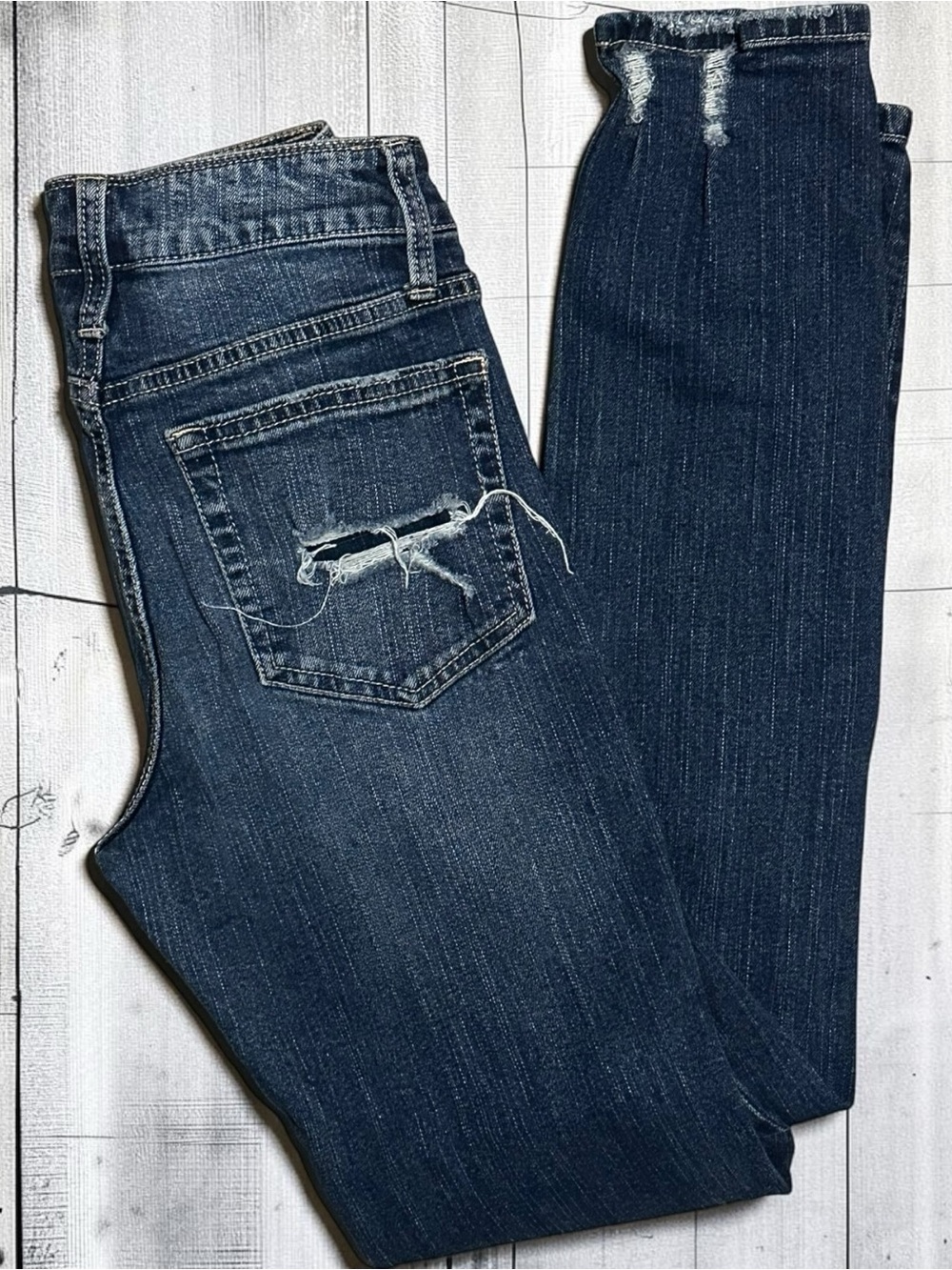 Daytrip Lynx Skinny Jeans Women’s 26R Dark Wash Distressed Ripped Stretch